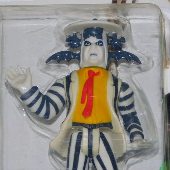 1989 Kenner Beetlejuice 5" Showtime Beetlejuice Figure MOC Brand New Canadian - Picture 2 of 11